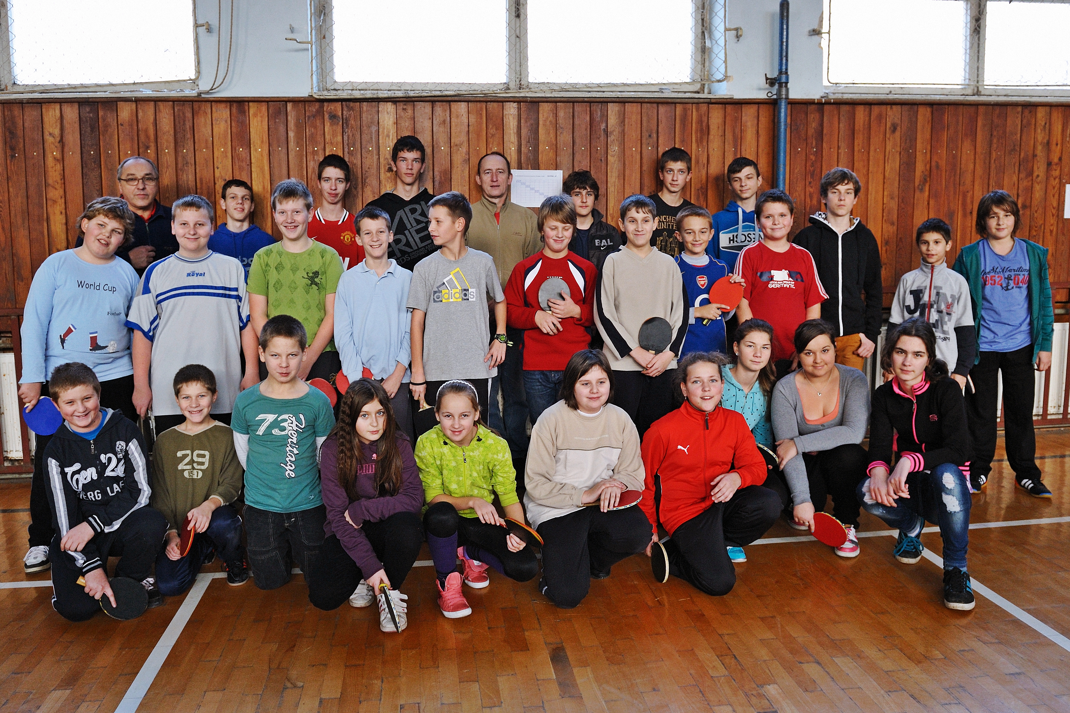                      Mikulášsky stolnotenisový turnaj žiačok  a žiakov v Zelenči.